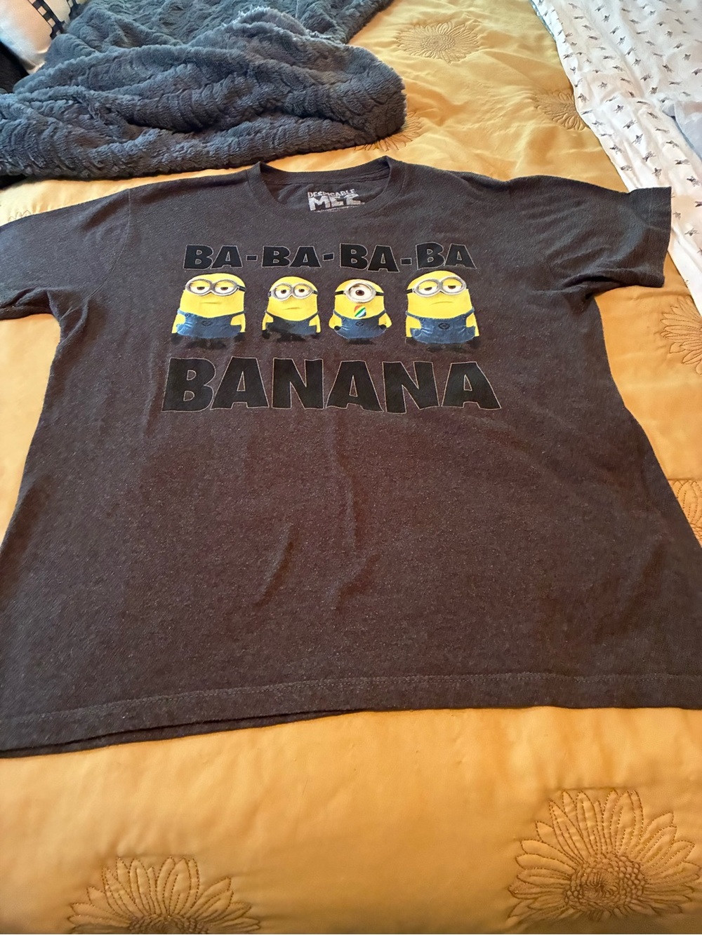 Universal Minions BA-BA-BA-BA Banana Graphic Tee - Black & Yellow